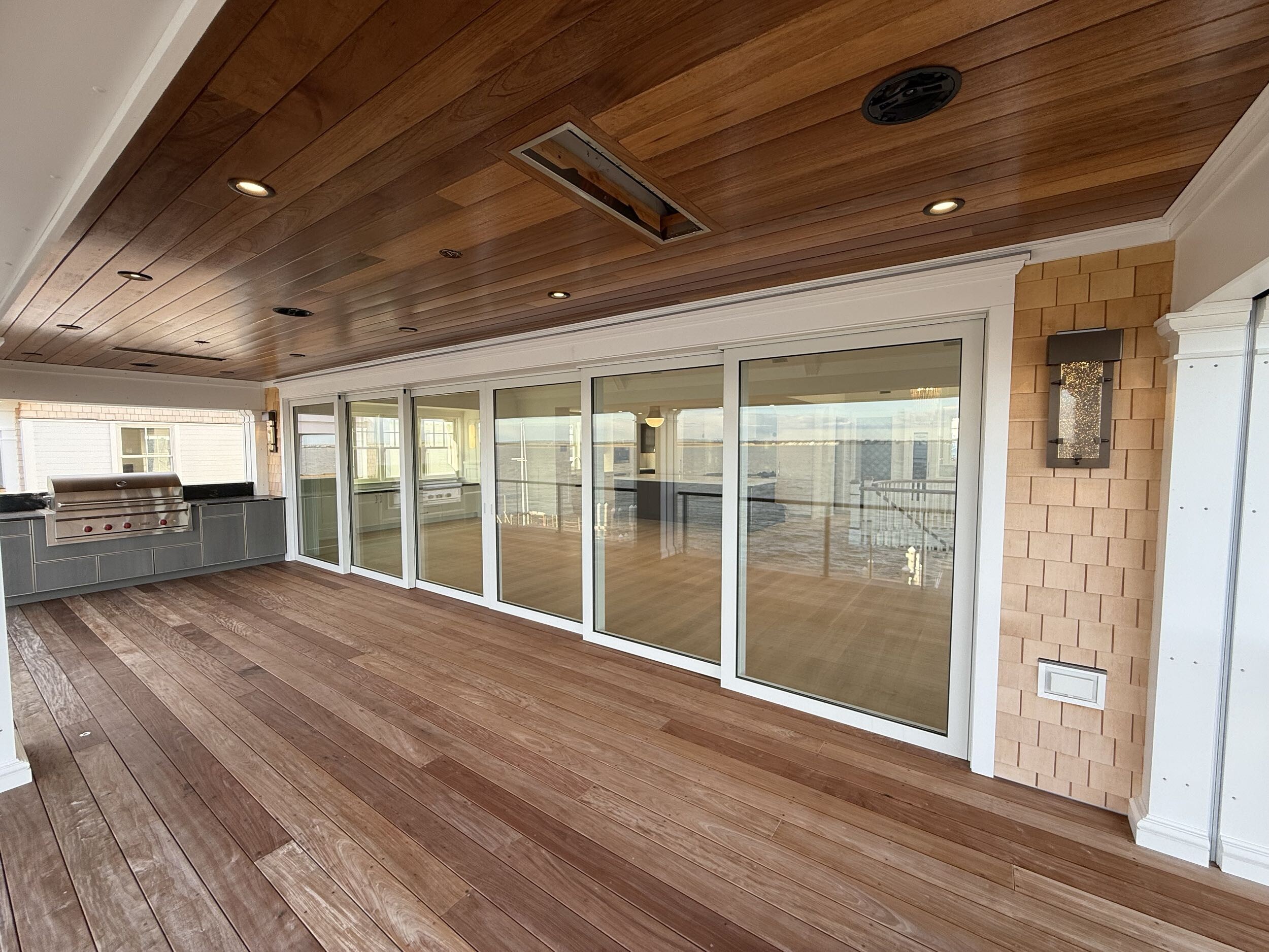 New Construction Windows vs. Replacement Windows