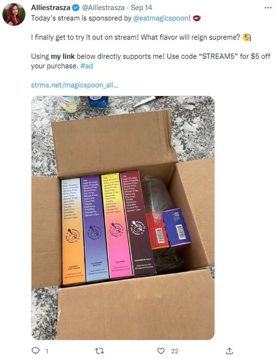 example of the disclosure of an affiliate link on twitter