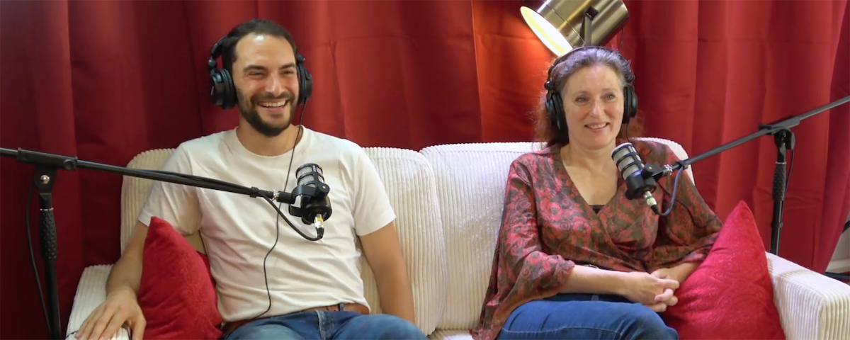 Made in France : la comédie engagée au micro de L’Affiche