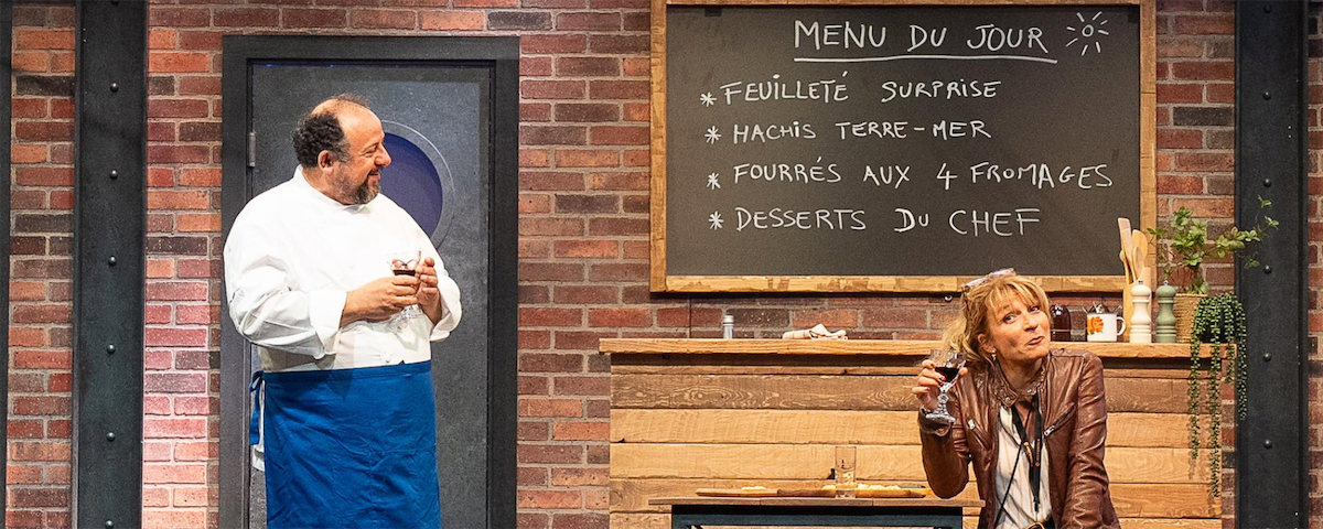 Ils transforment leur spectacle... en menu de cantine !