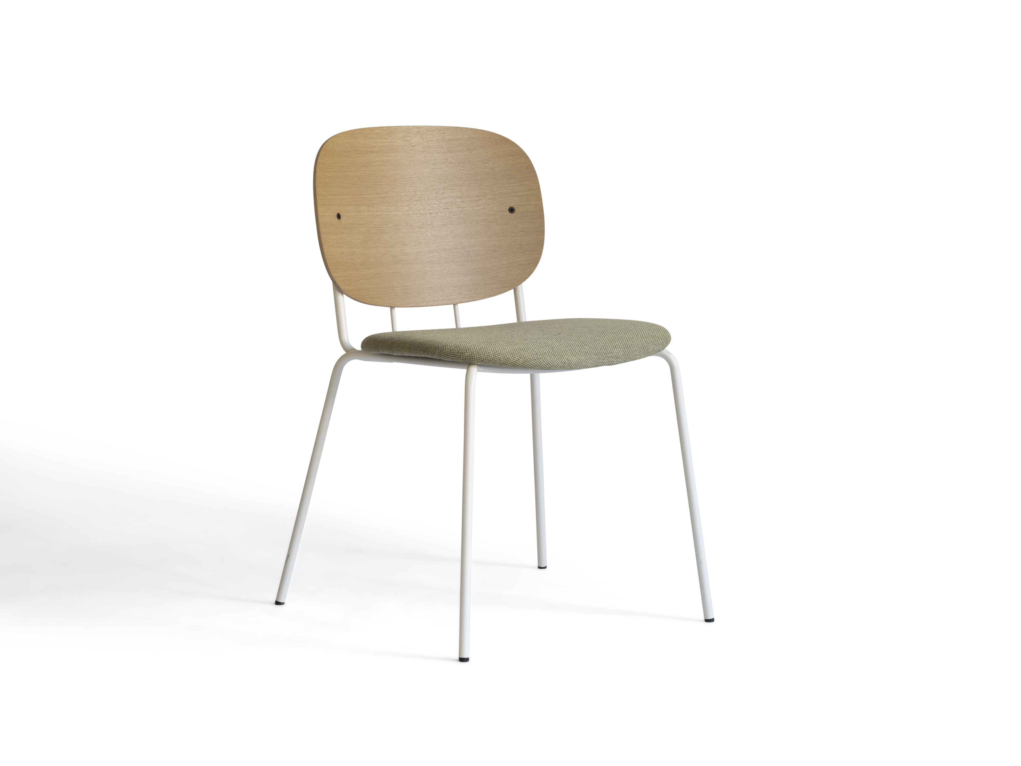 DC-01 FRAME: WHITE // UPH SEAT. KVADRAT RE WOOL ‘0447’ + VENEER BACKREST: OAK