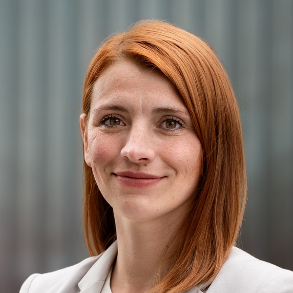 Porträt Alessa Pütz, SAFETEE