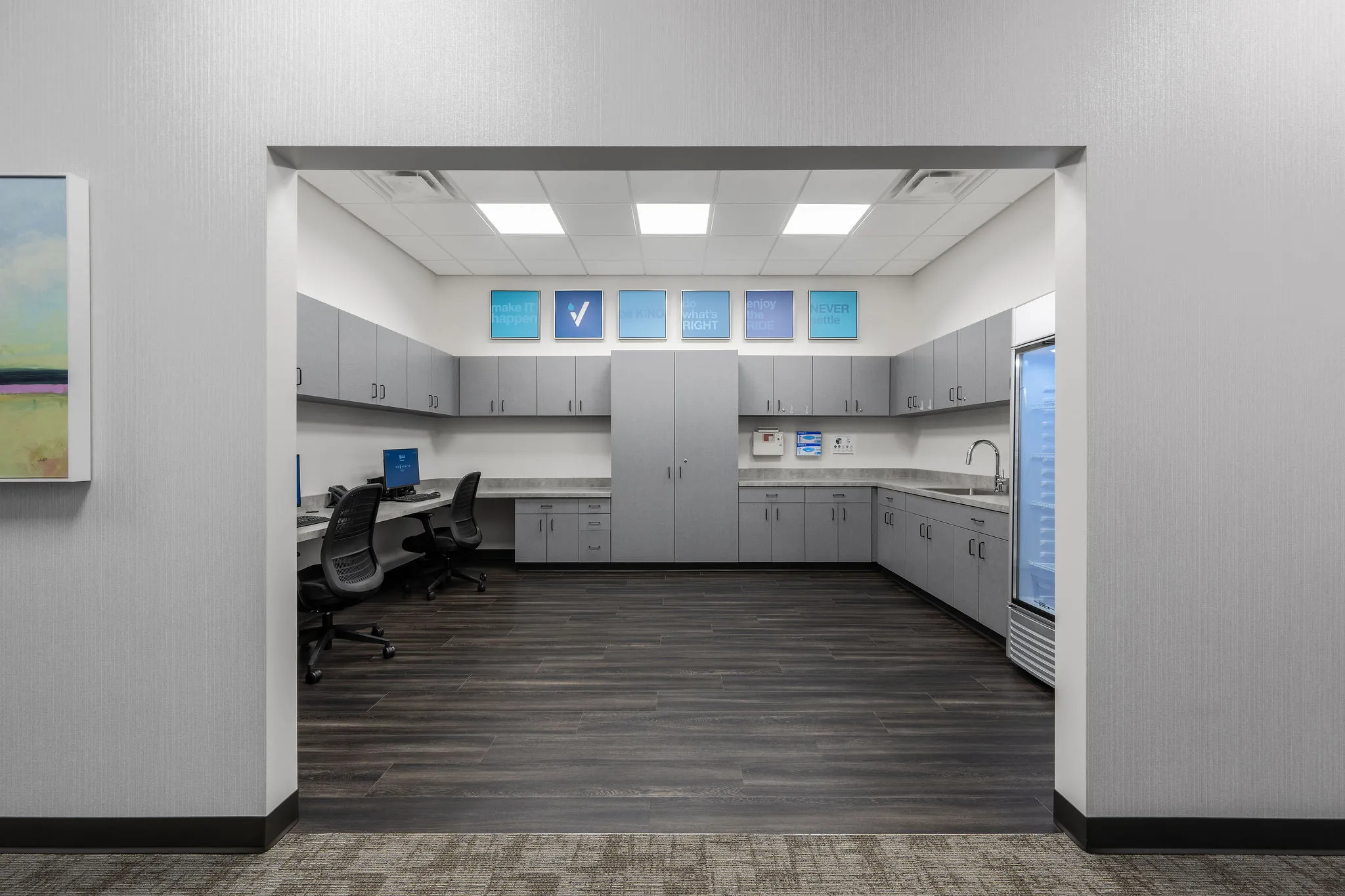 Exterior view of IVX Health Crescent Springs clinic completed by Perry Contracting