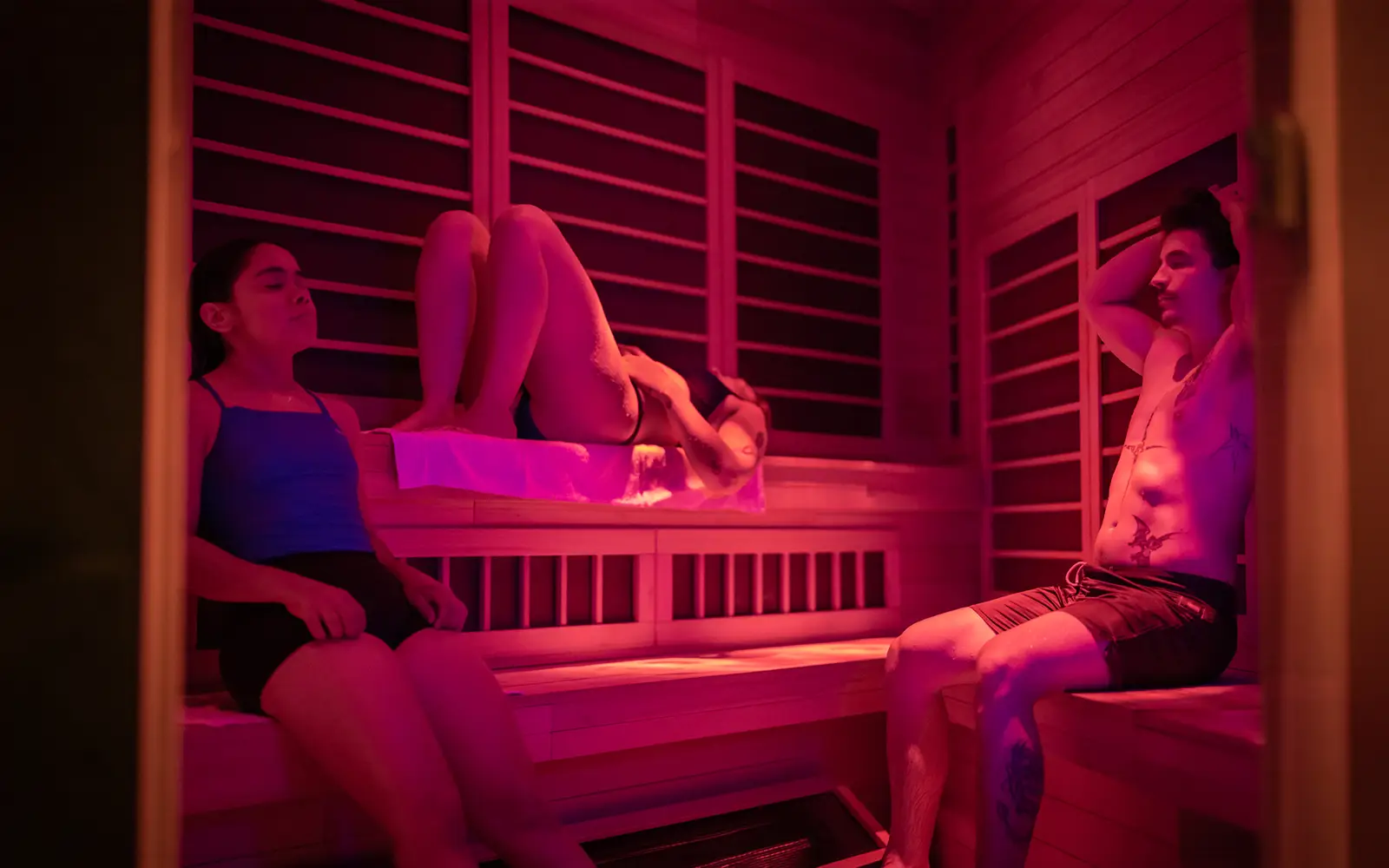 Cellevate contrast cave infrared sauna