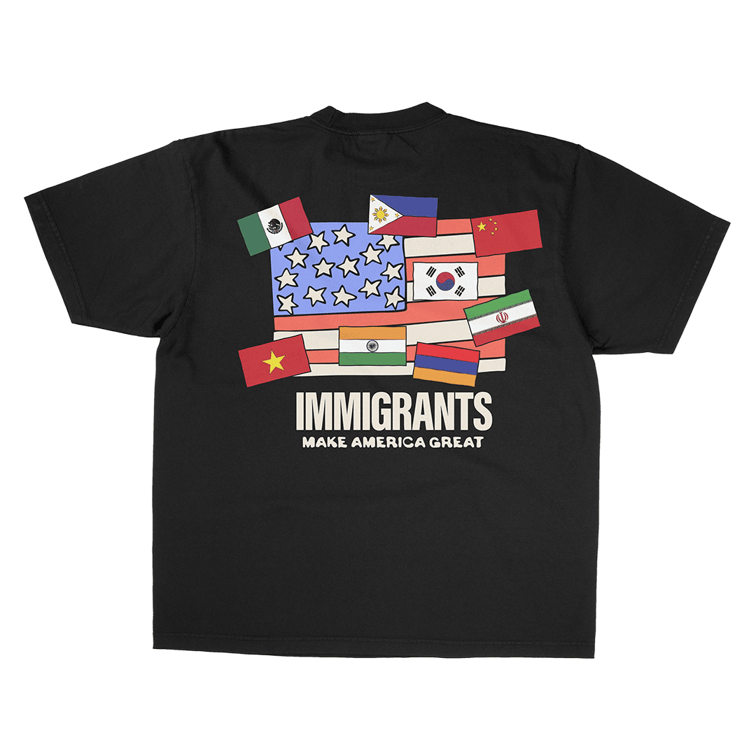 IMMIGRANTS MAKE AMERICA GREAT Tee (Black)