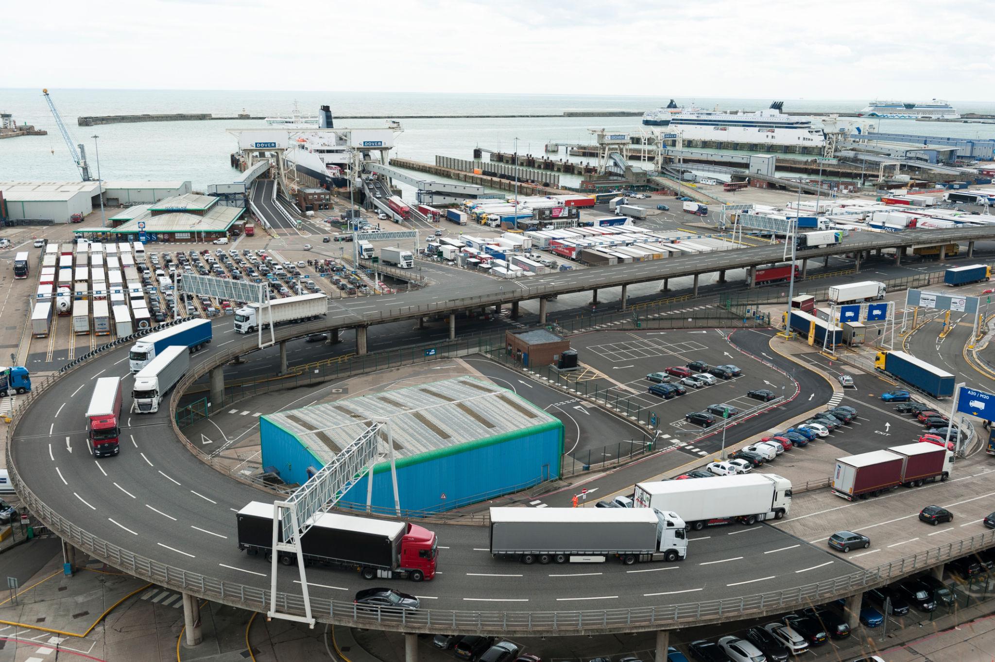 Side-by-side comparison of Felixstowe and Dover ports highlighting the difference between inventory-linked and GVMS entry points in the UK.