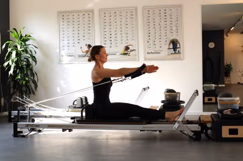 The White Club Pilates - Reformer Training