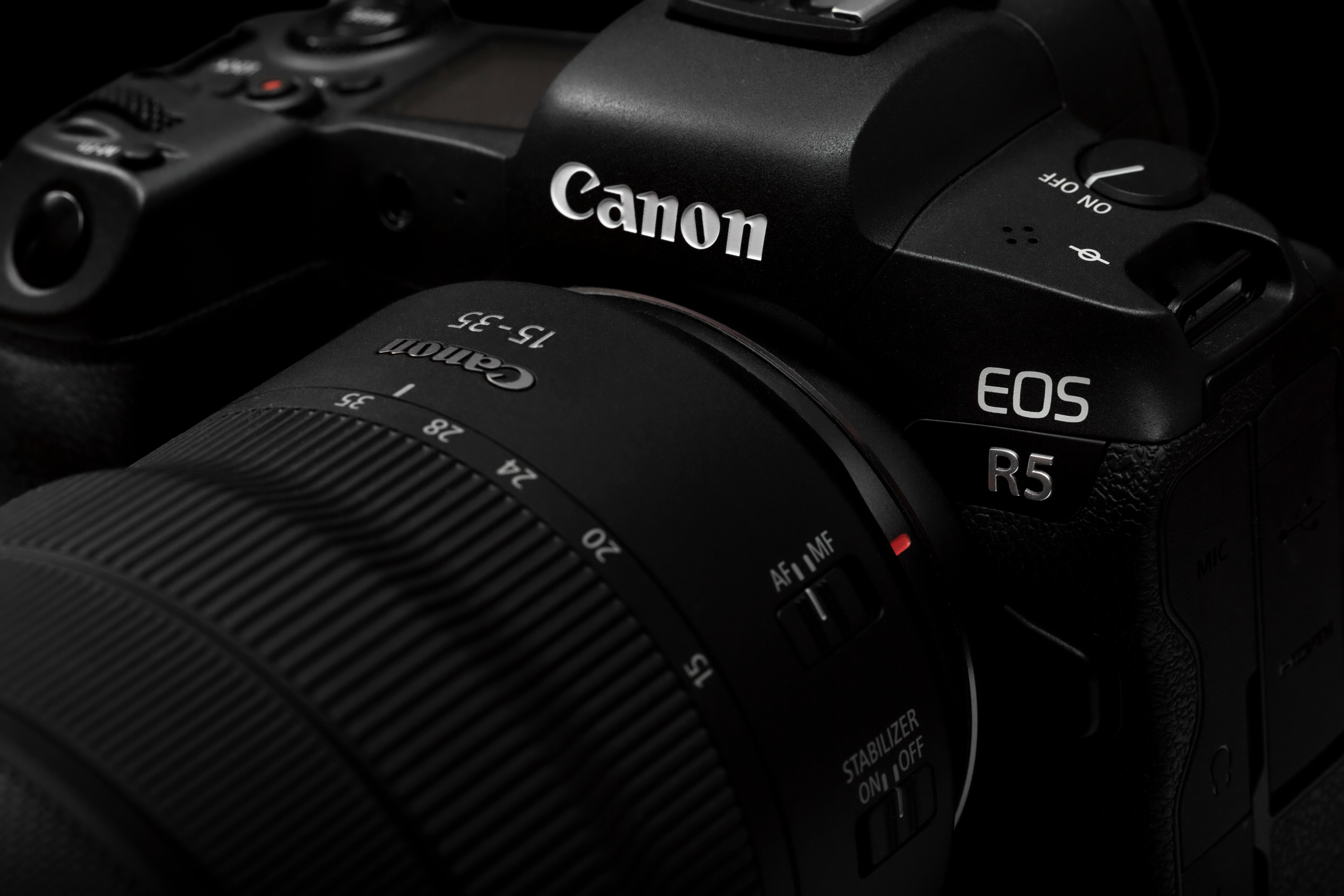 Image of a Canon DSLR Camera - Eos R5