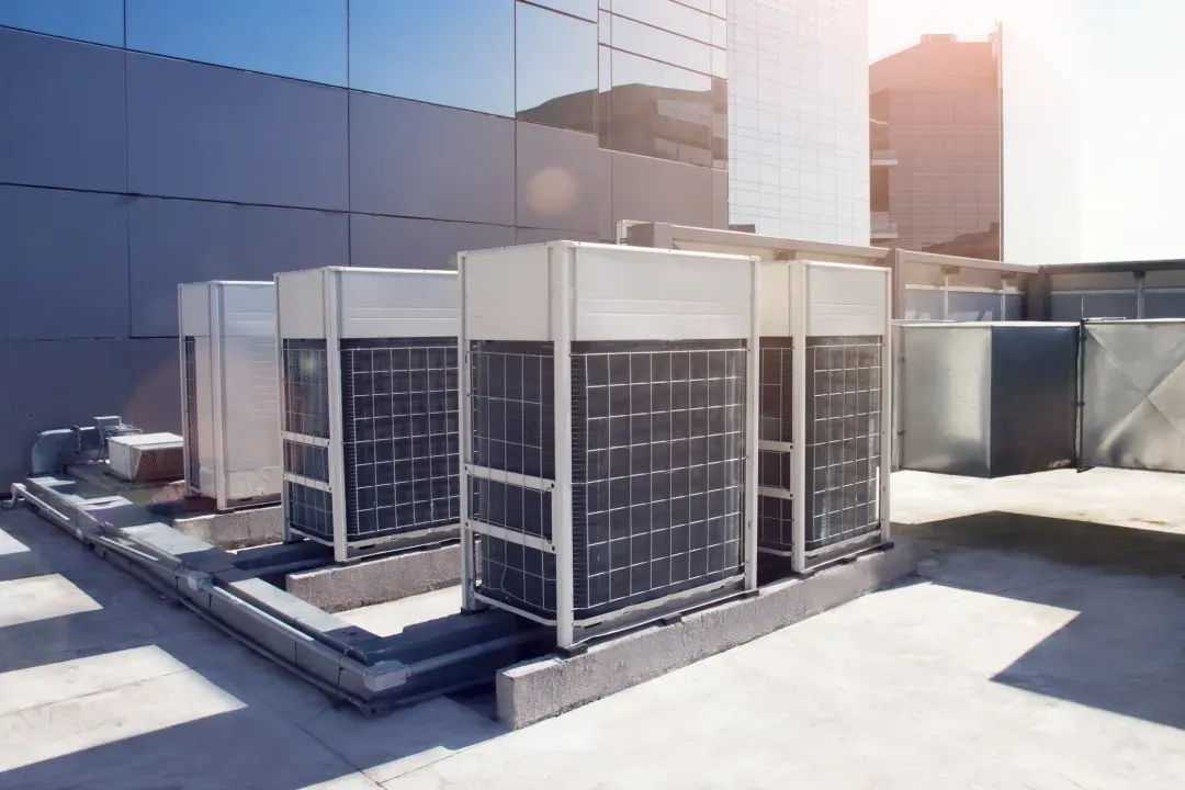 VRF systeem installatie in een bedrijfspand