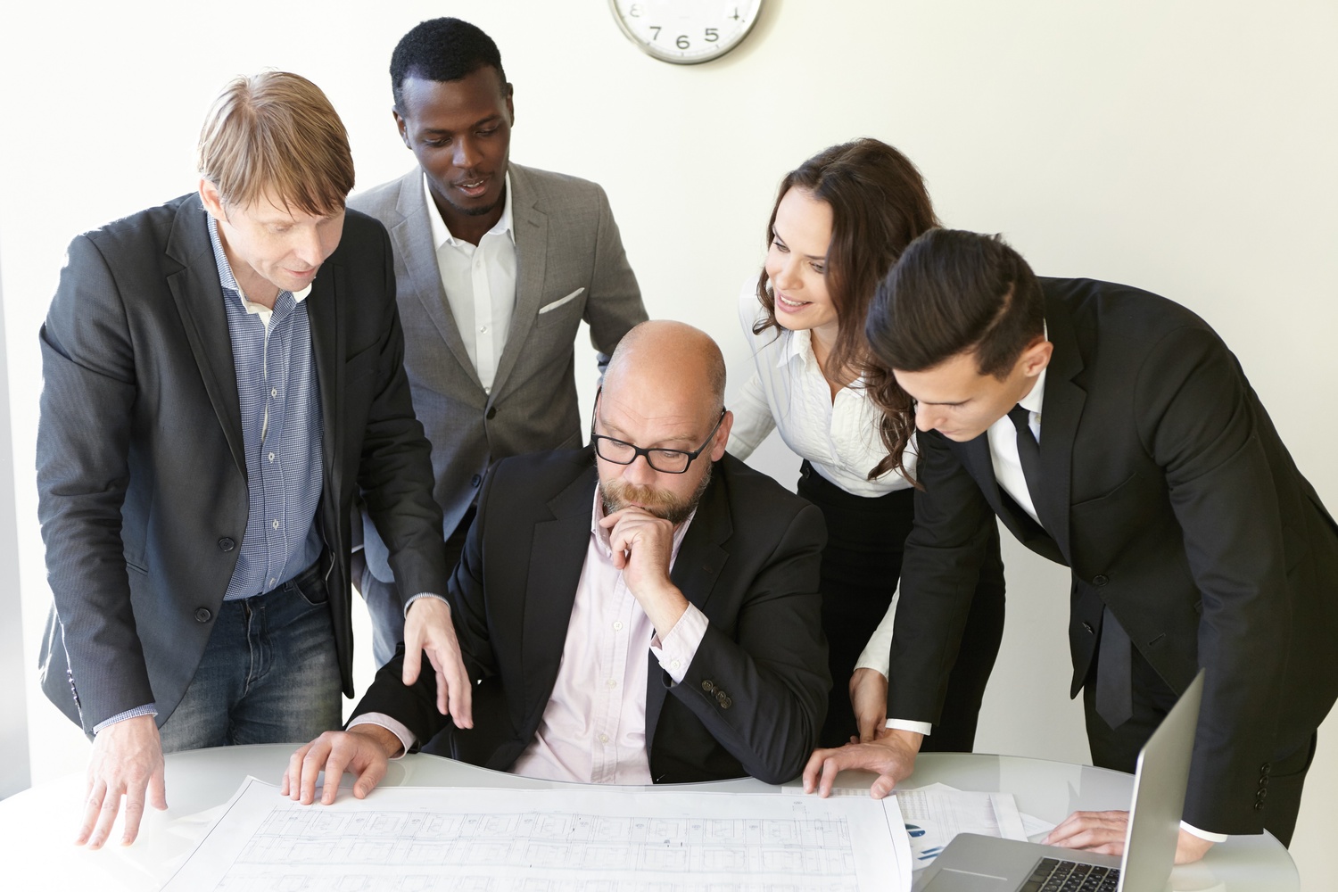 Bridging Perspectives in Energy Development: The Role of Communication Across Project Stakeholders