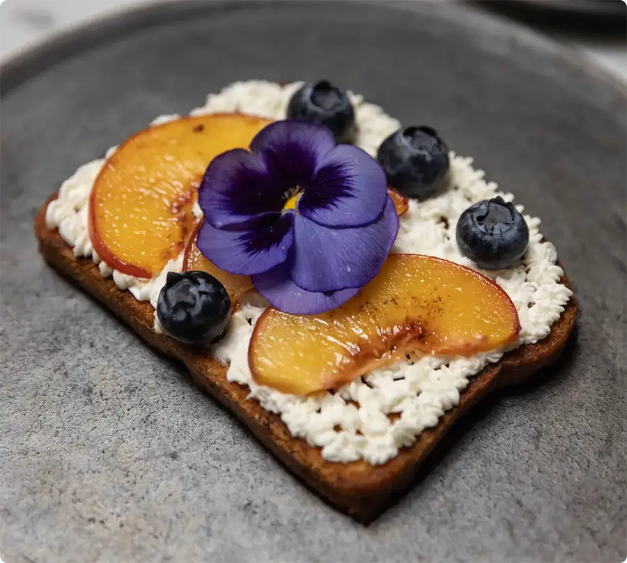 entrada-lamparas-colgantes-macetas-plantas