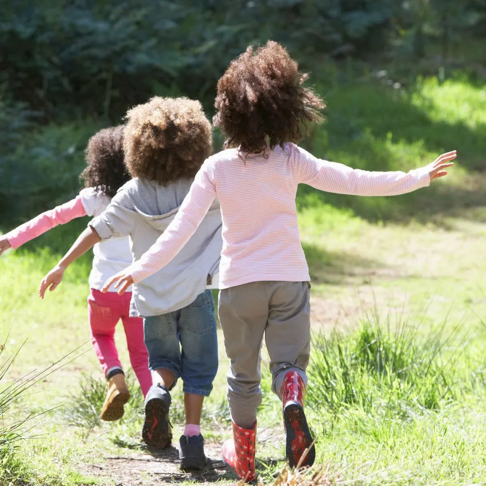 children running