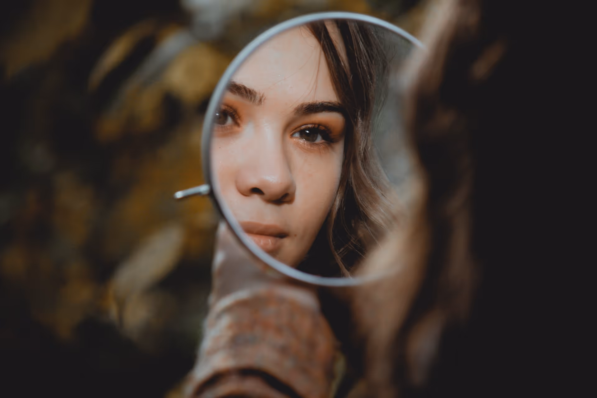 Eyelash Serum - Apakah Benar Bisa Melebatkan Bulu Mata secara Alami