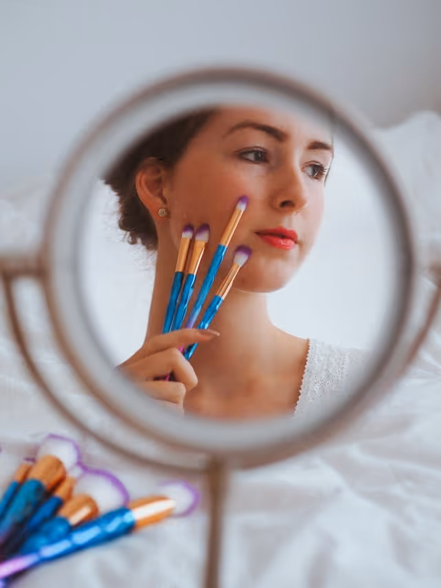 Eyelash Serum - Apakah Benar Bisa Melebatkan Bulu Mata secara Alami