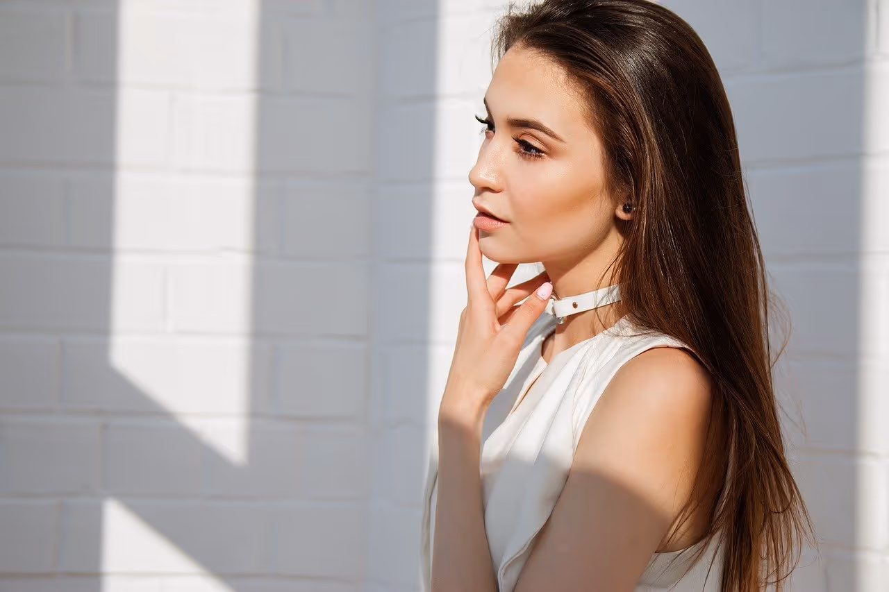 Lash Regrowth, Apa Bedanya dengan Eyelash Extension?