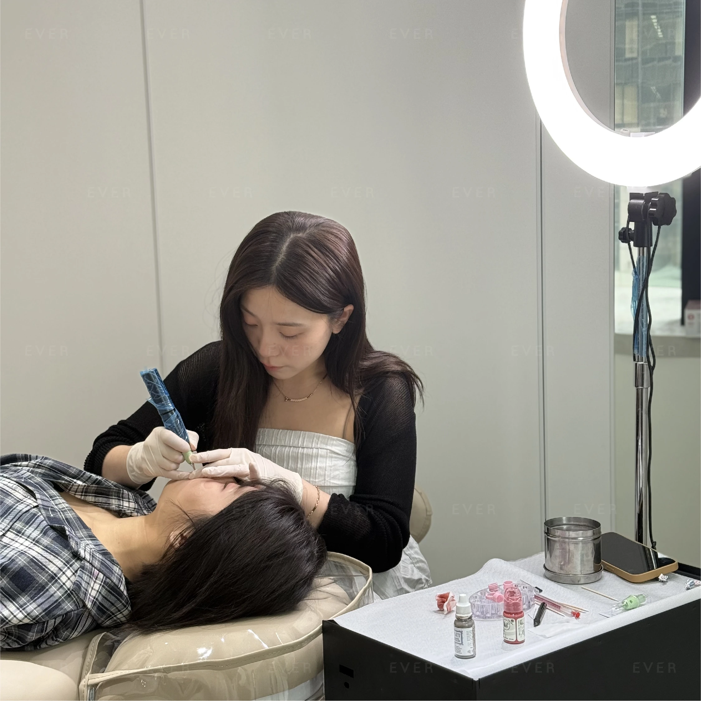 Flawless Everyday Look dengan Semi Permanent Eyeliner, Lips & Brow di Ever SPMU