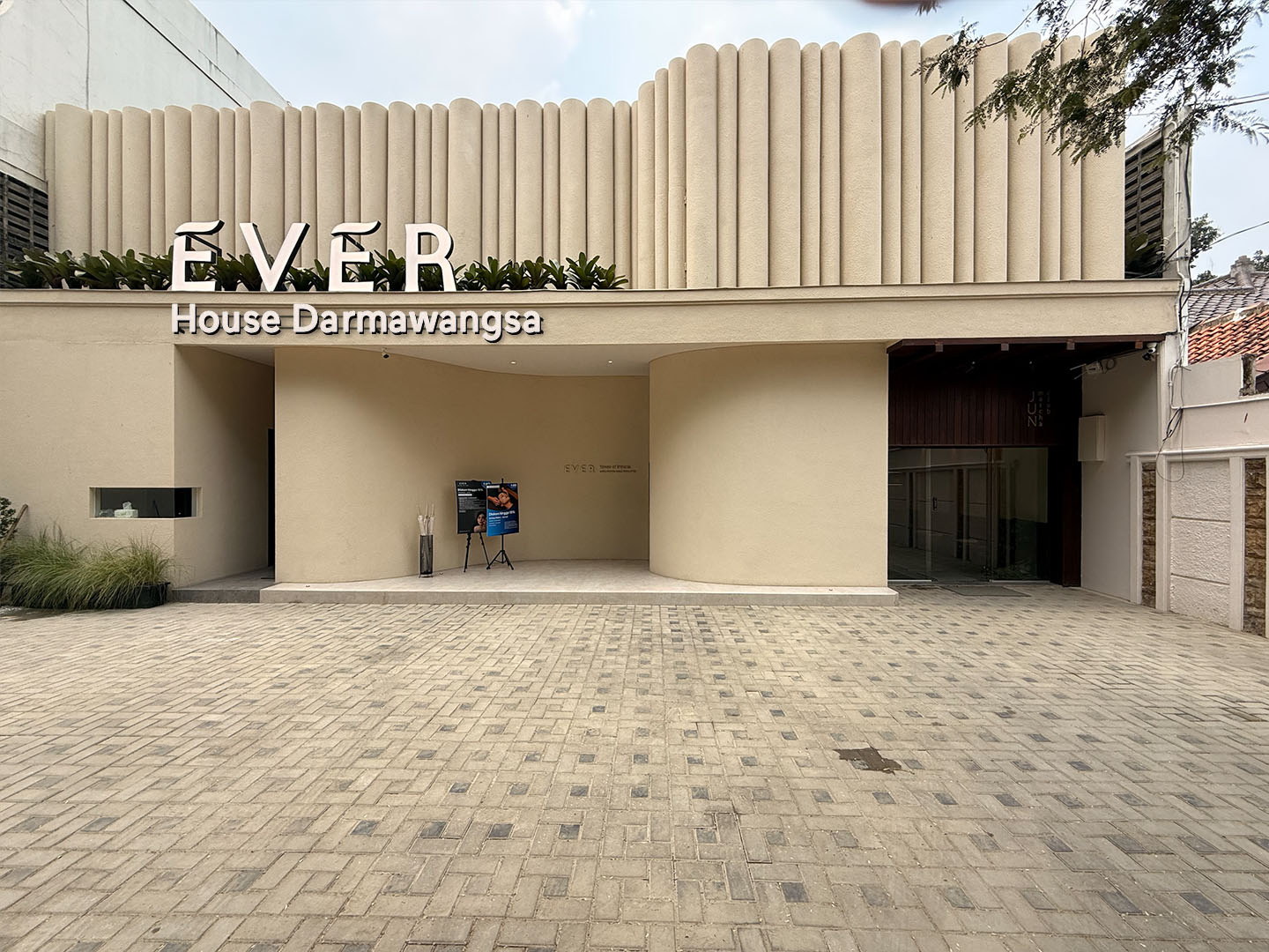 Ever Darmawangsa: New Experience Beauty Destination Terlengkap di Jakarta Selatan