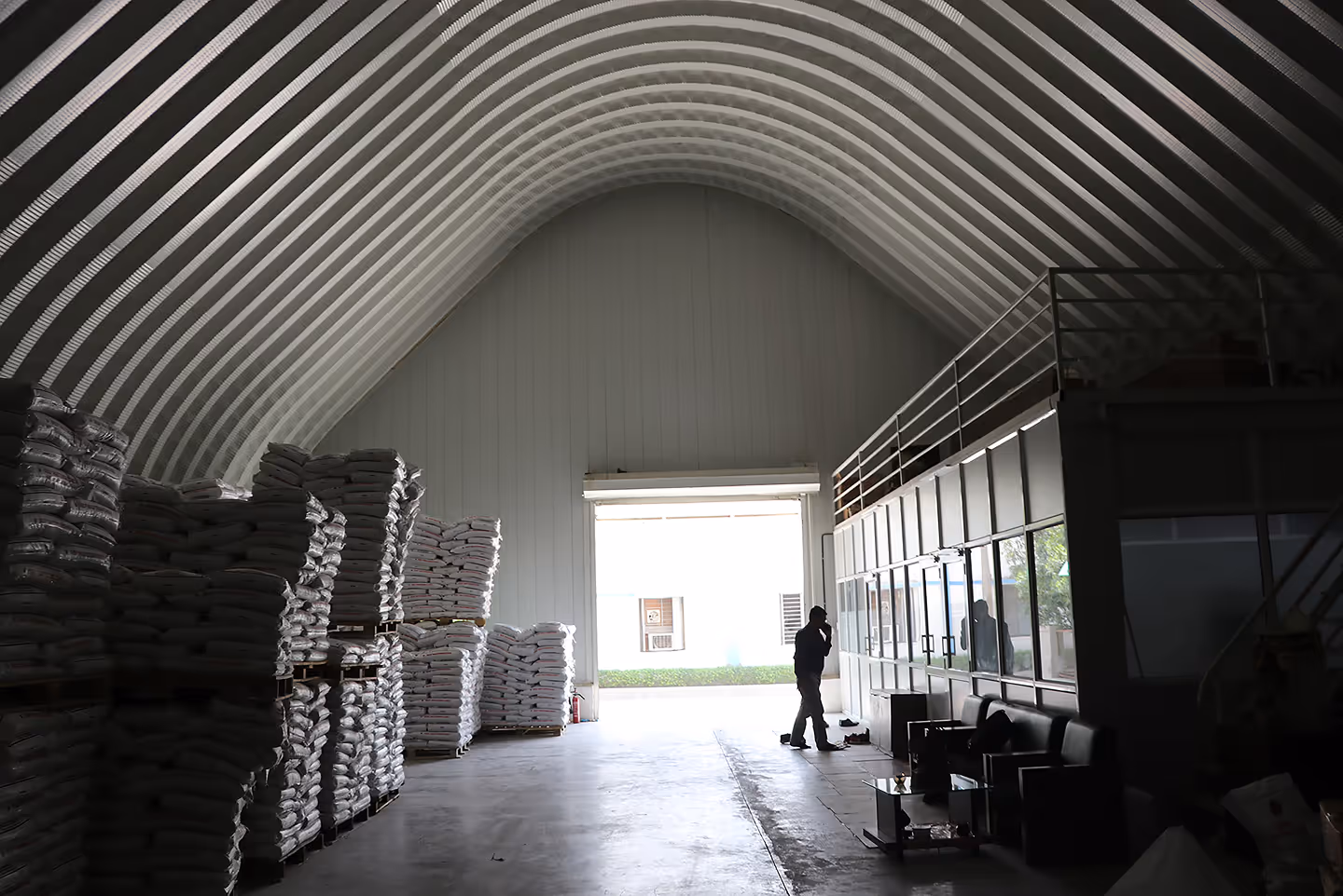 A-shaped Proflex self-supported steel roofing structure