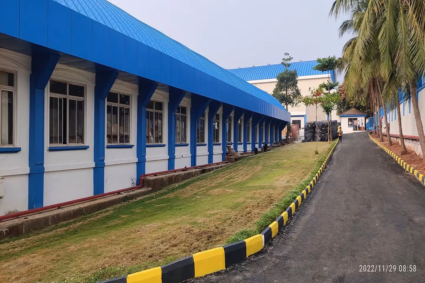 Corrugated galvalume sheet roofing by Proflex Systems, a top metal roofing manufacturer in India
