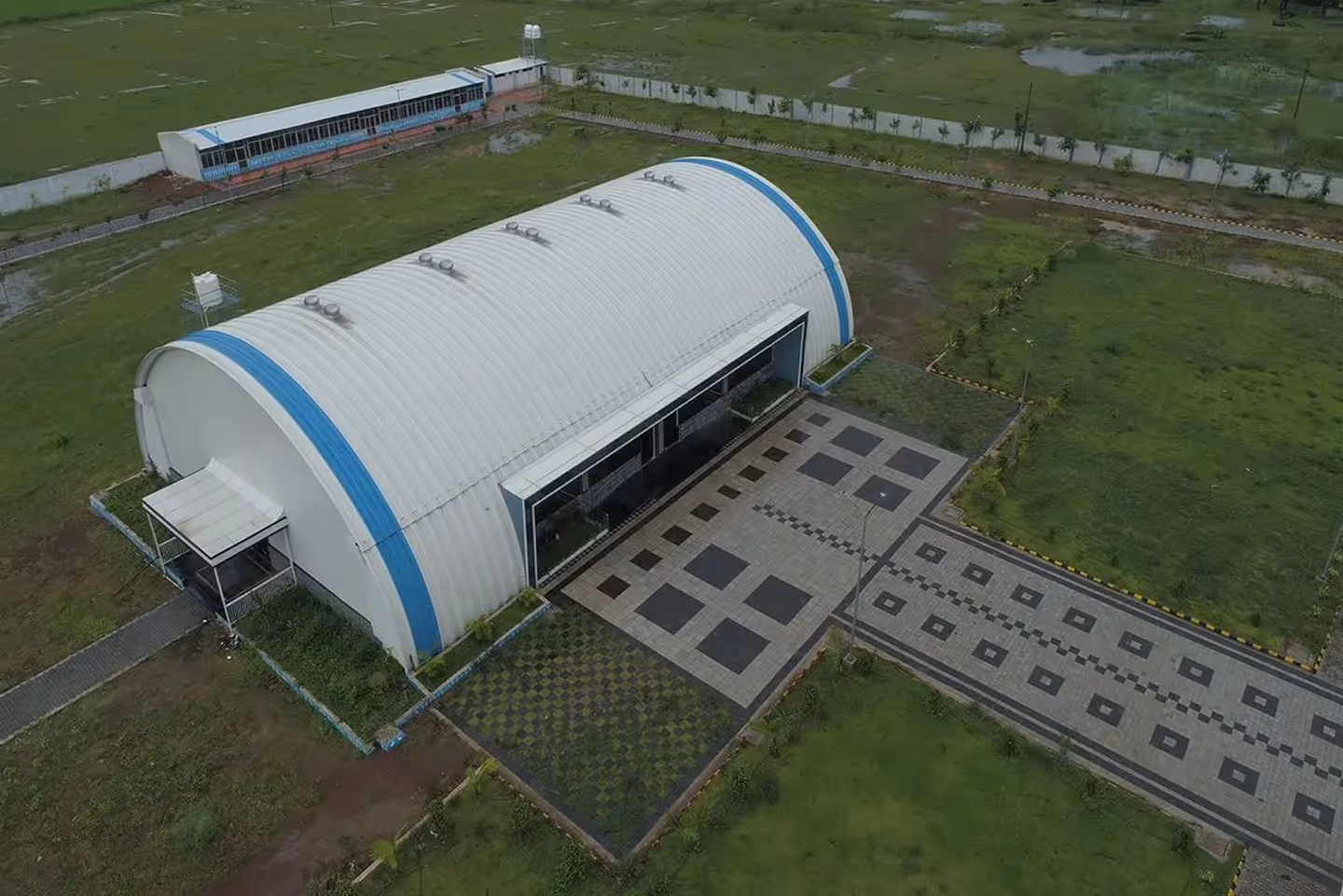 Arch roofing for large-scale industrial project by Proflex Roofing