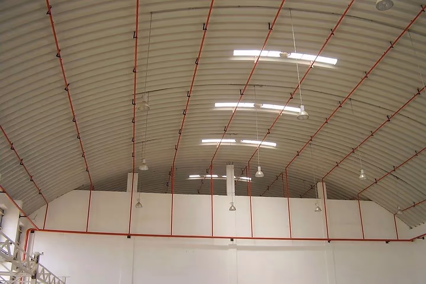 Industrial roof with Proflex self-supported roofing and sprinklers
