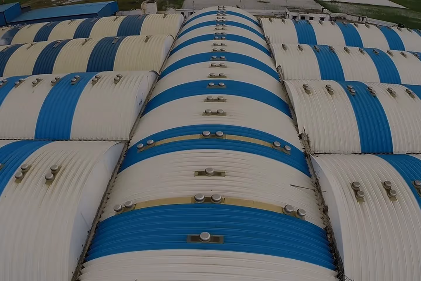Noble Foods facility with Proflex steel roofing and ventilators