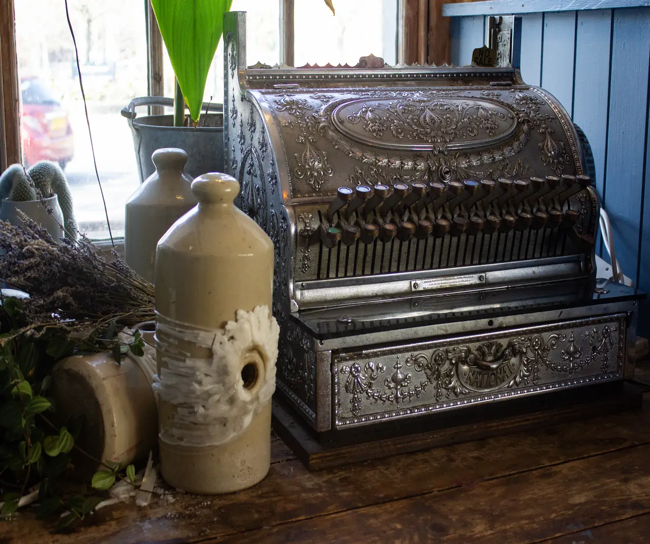 Antique decoration in a cosy and welcoming central pub in Bristol, The Stag and Hounds on Old Market Road. 