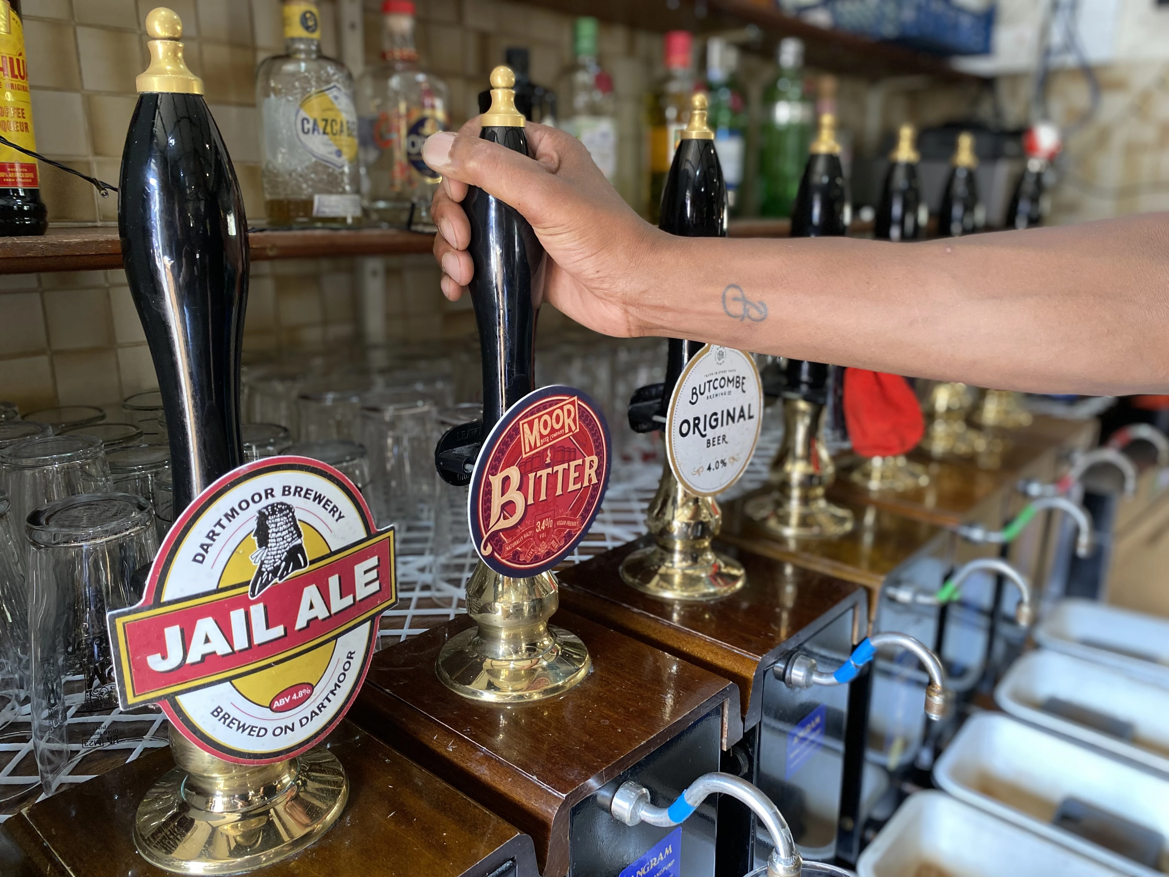 A tempting row of cask ale pumps at The Annexe, Bishopston’s welcoming sports pub for friends and ale lovers.