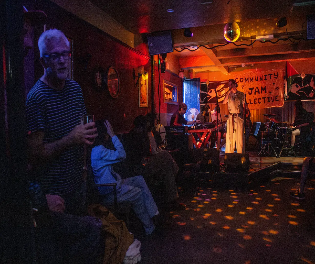 Community Jam collective night at The Old England in Montpelier, Bristol. A vibrant evening of live music, creativity, and local talent in a welcoming pub atmosphere.