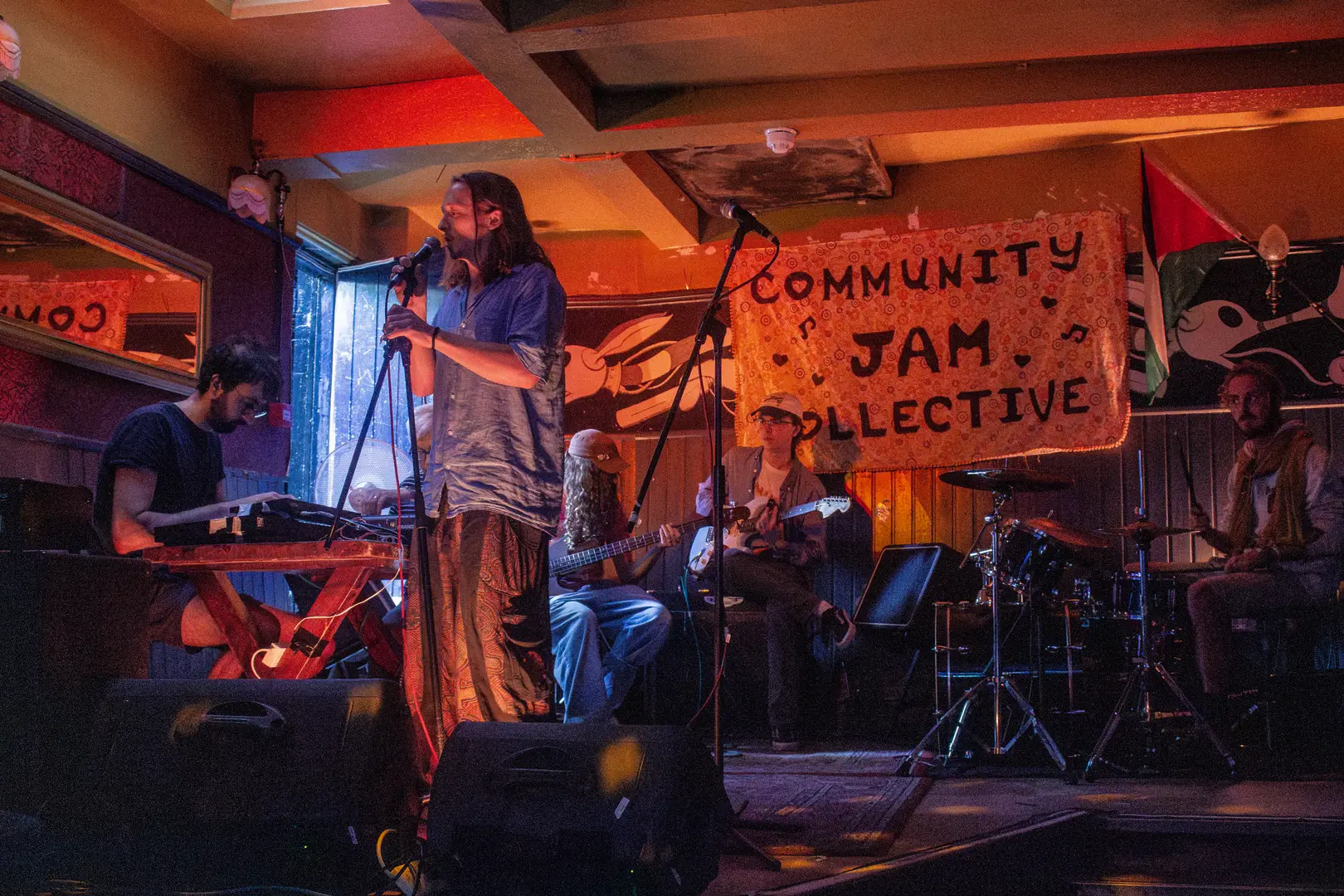 Community Jam collective night at The Old England in Montpelier, Bristol. A vibrant evening of live music, creativity, and local talent in a welcoming pub atmosphere.