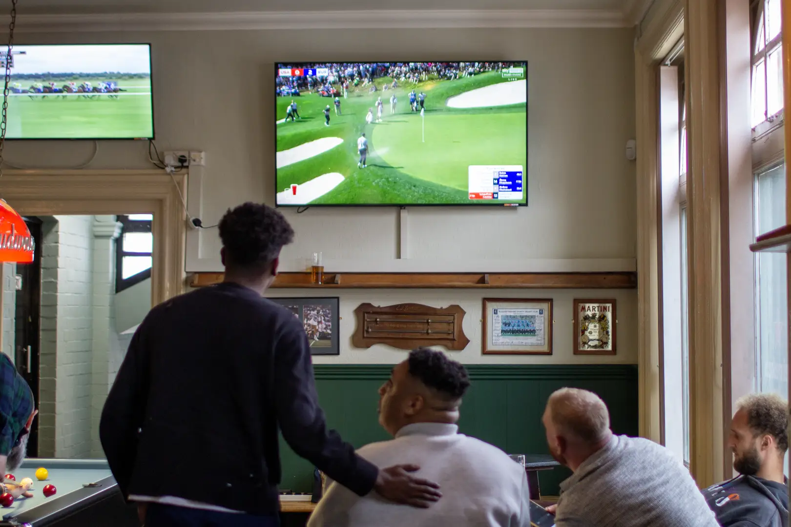 Catch every match on 8 HDR TVs, including 1 outside, at The Sportsman — your favourite Bristol sports pub