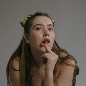 TL PARIS Client Michaela Stark