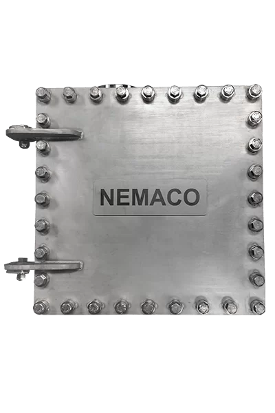Stainless steel NEMA 6P with captive bolts