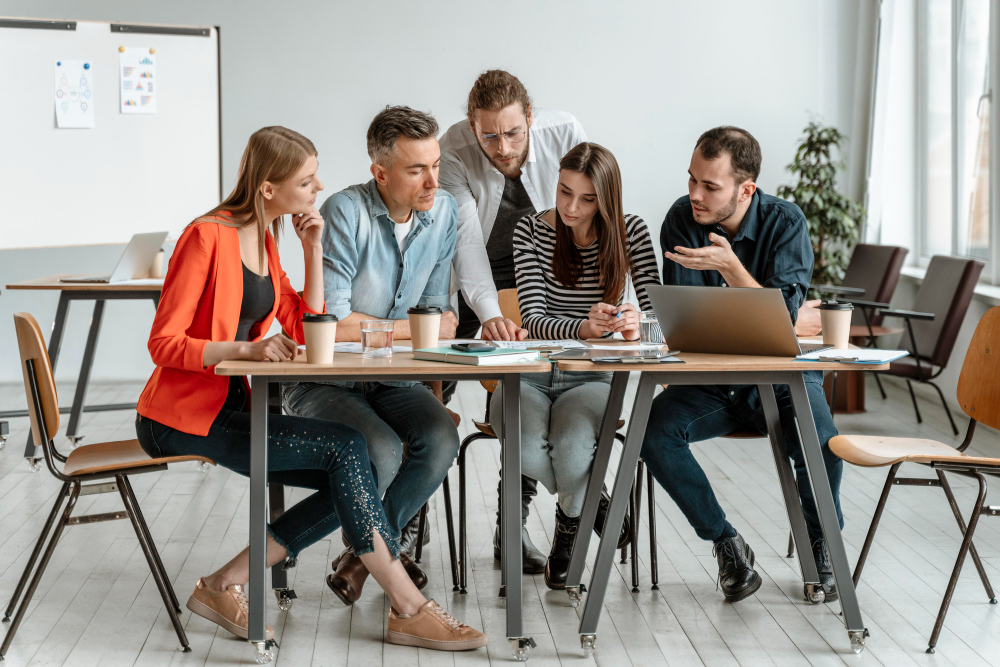 employees working in a team - AI Automation Examples