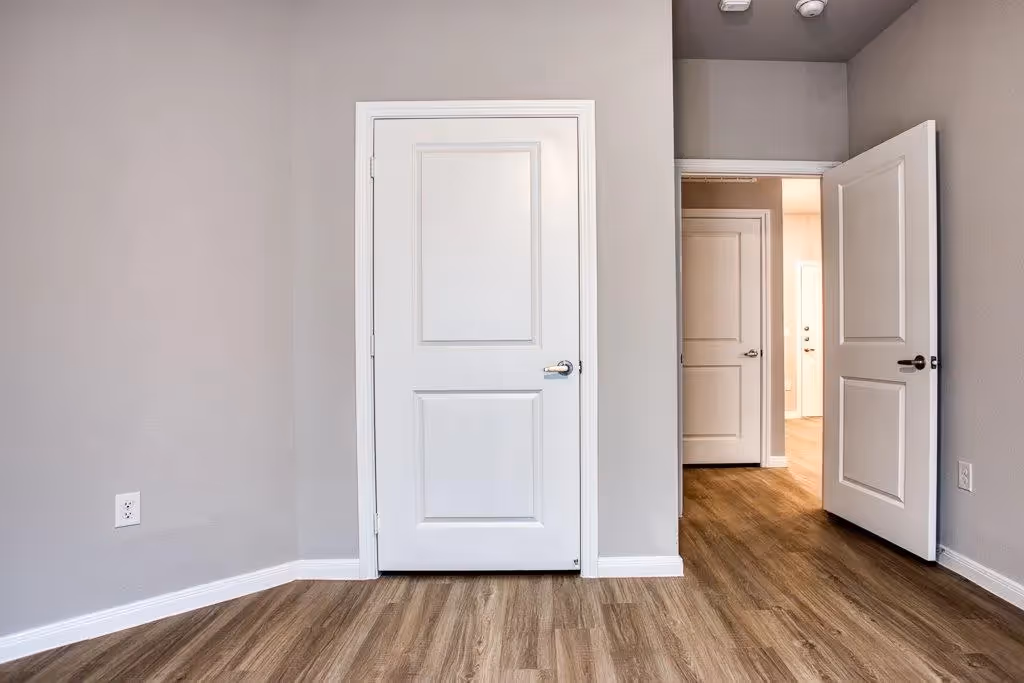 FPA - bedroom to hallway