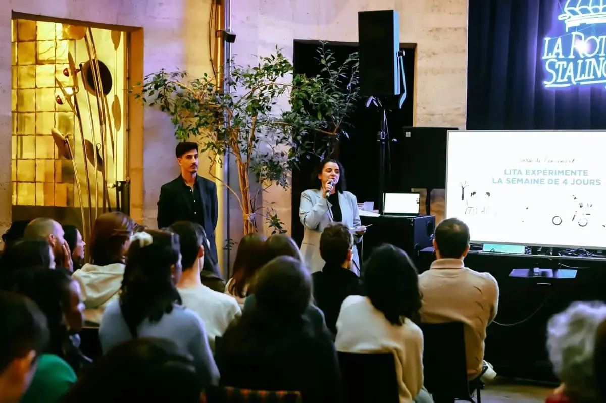 Eva Sadoun présentant la semaine de 4 jours chez Lita