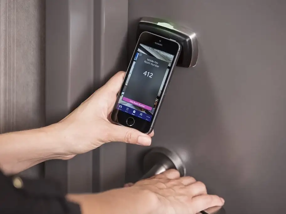 Smart keyless door entry for access control in Northland