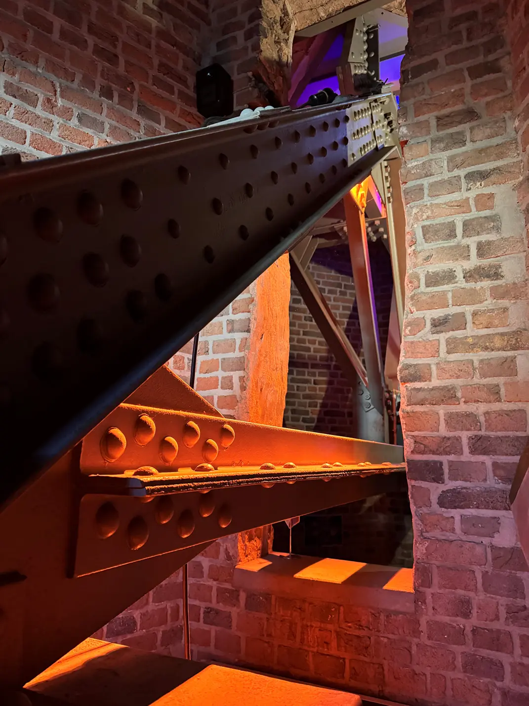 Detailaufnahme vom Wasserturm innen. 