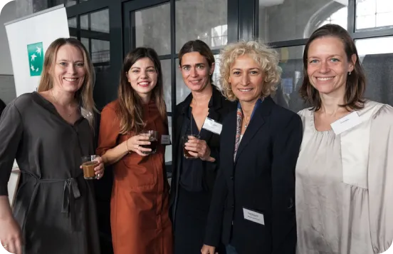 Kinga Stanislawska with other business women