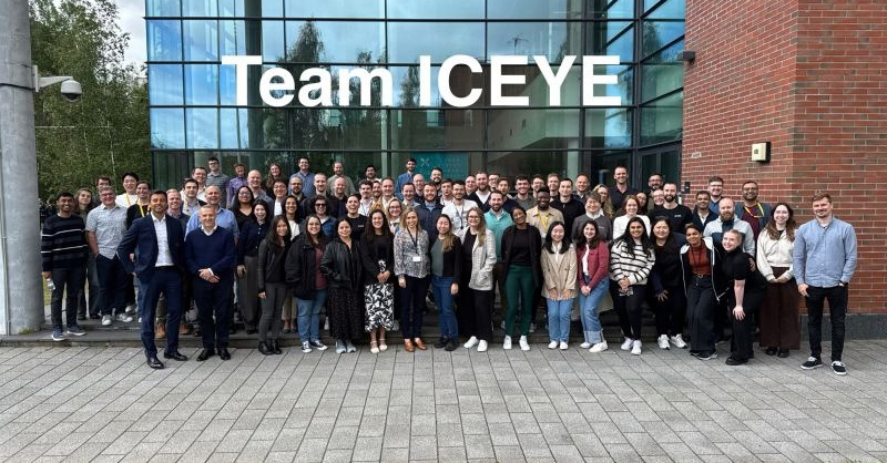 Group photo of the ICEYE team