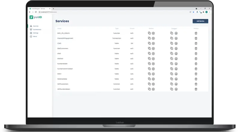 Laptop screen showing yunio software with a services list, types, languages, and action icons in German.