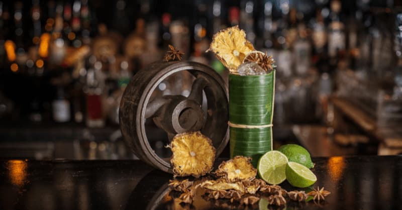 unique presentations at bars