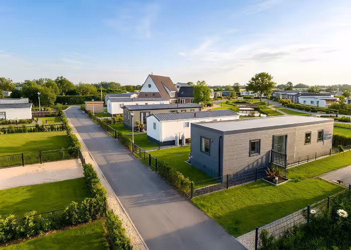 Chalet op een staanplaats aan de Belgische kust
