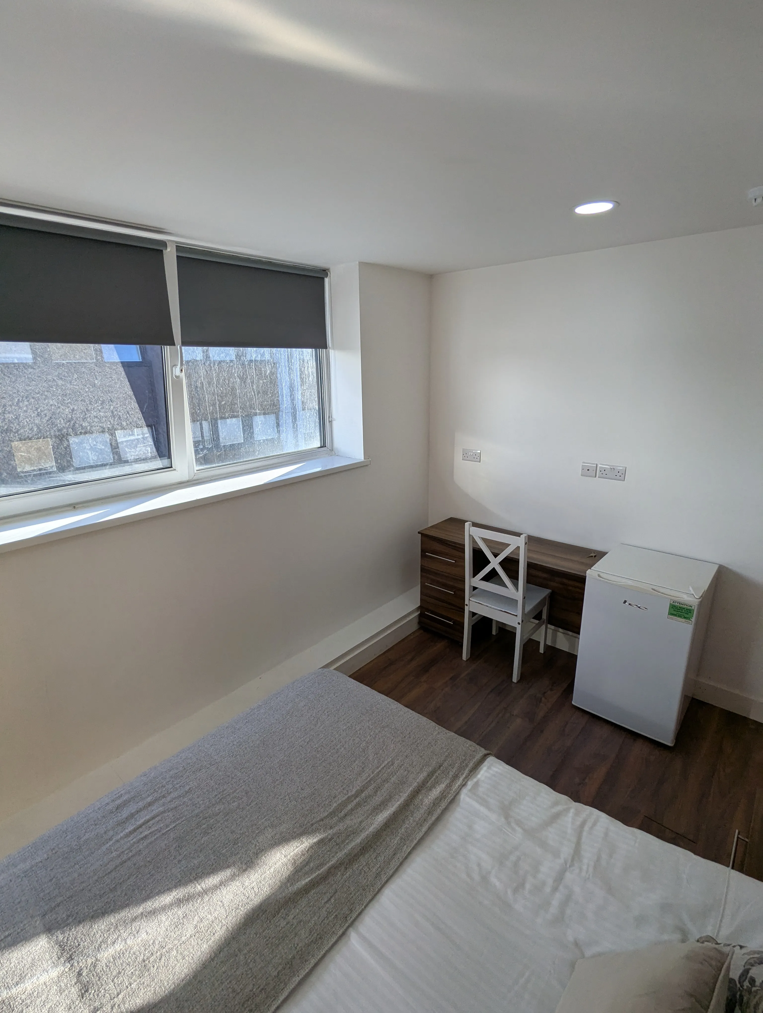 Studio 2B, The Midway