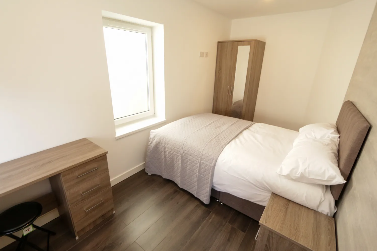 Studio 29B, Trafalgar St