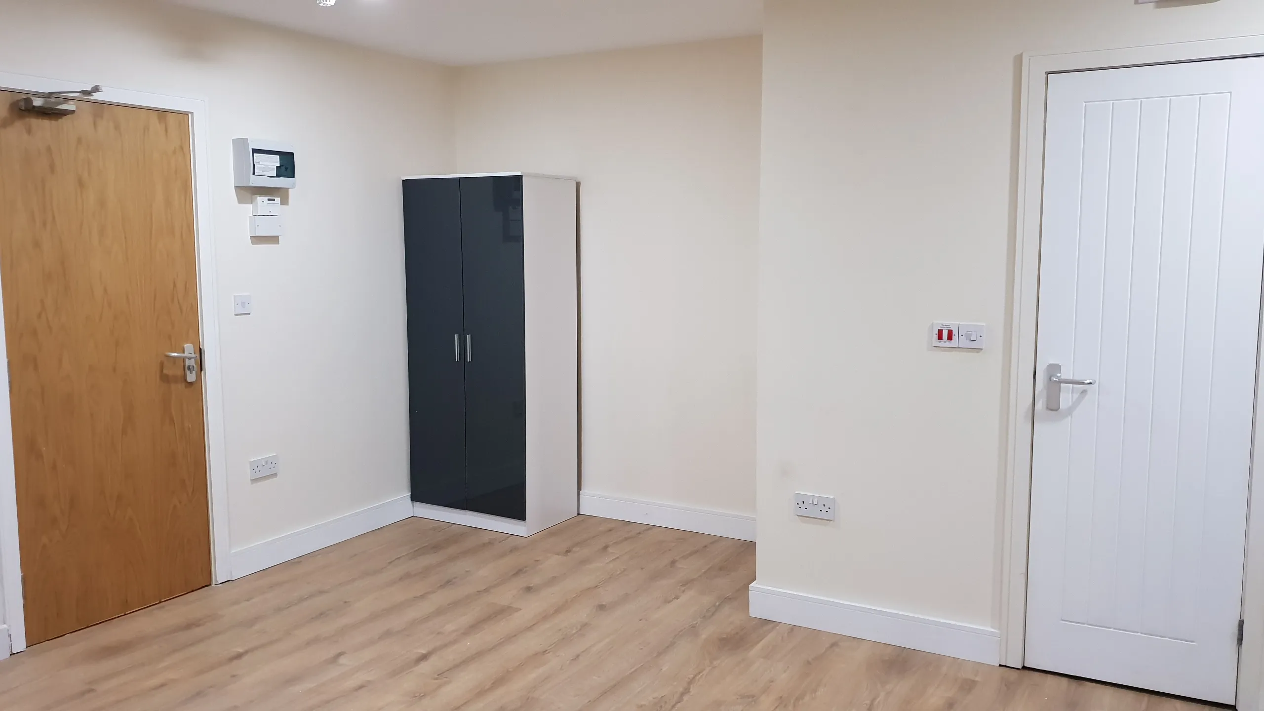 Studio 10, Sovereign House