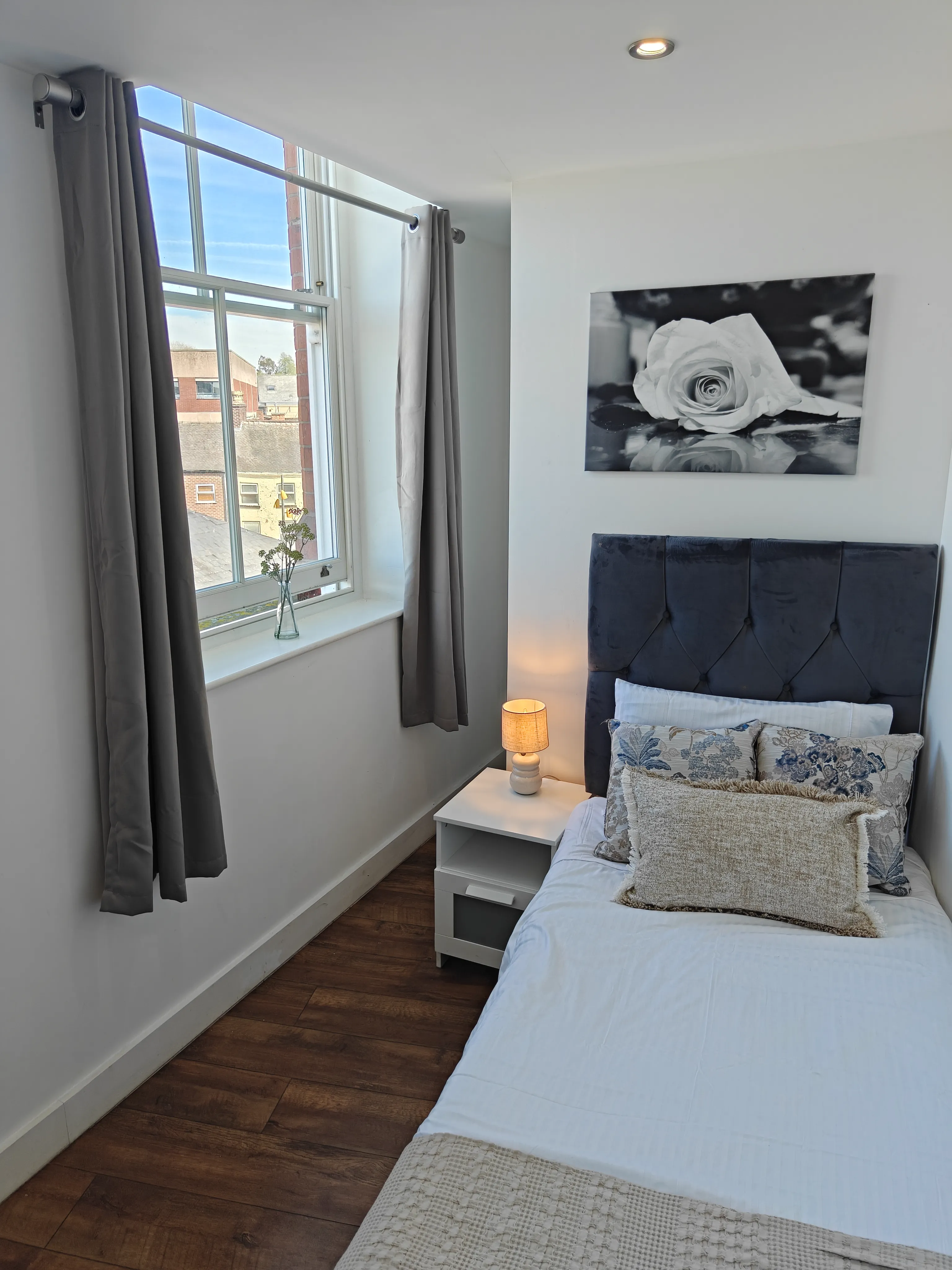 Studio 10F, The Webberley