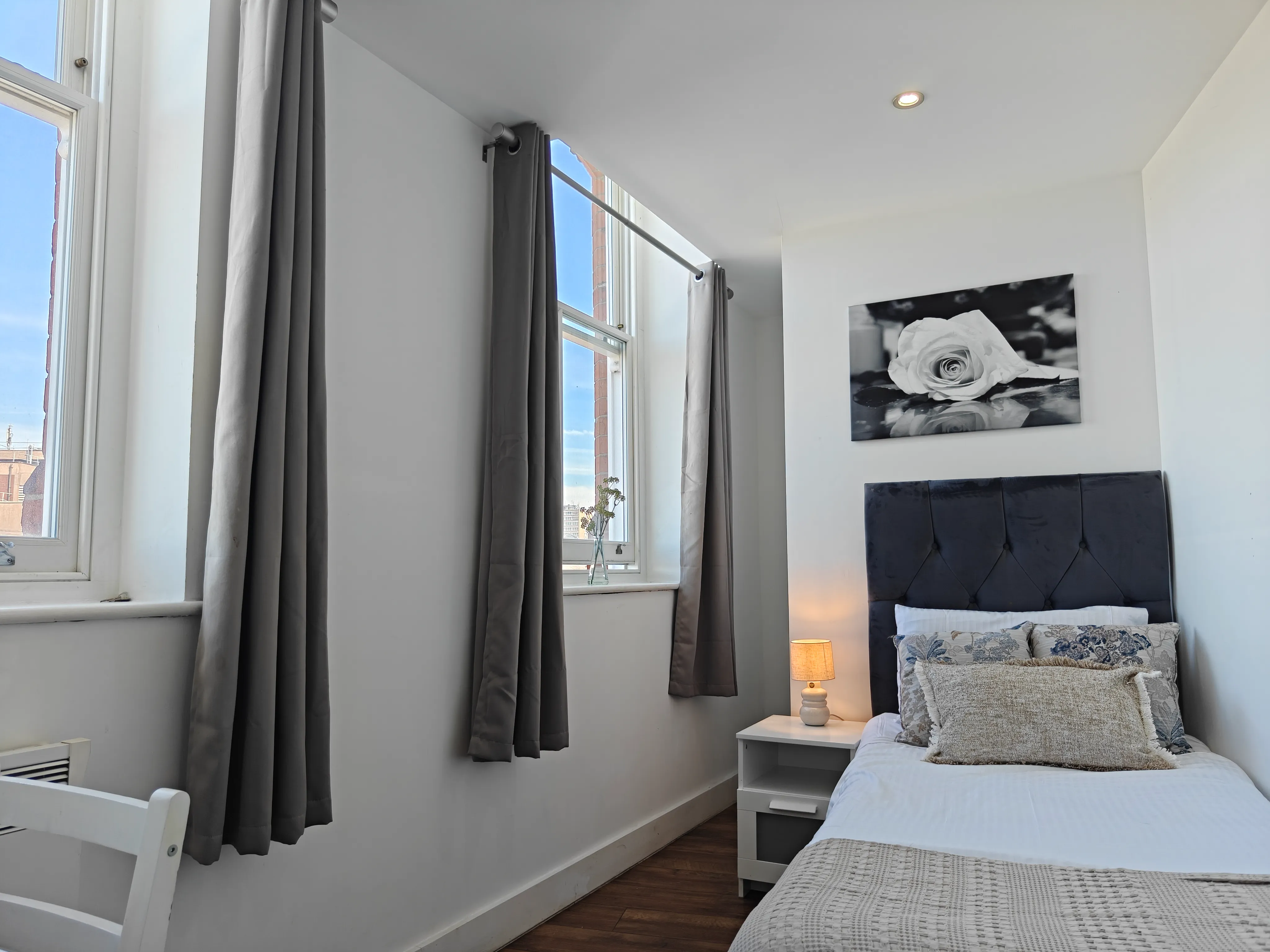 Studio 10F, The Webberley