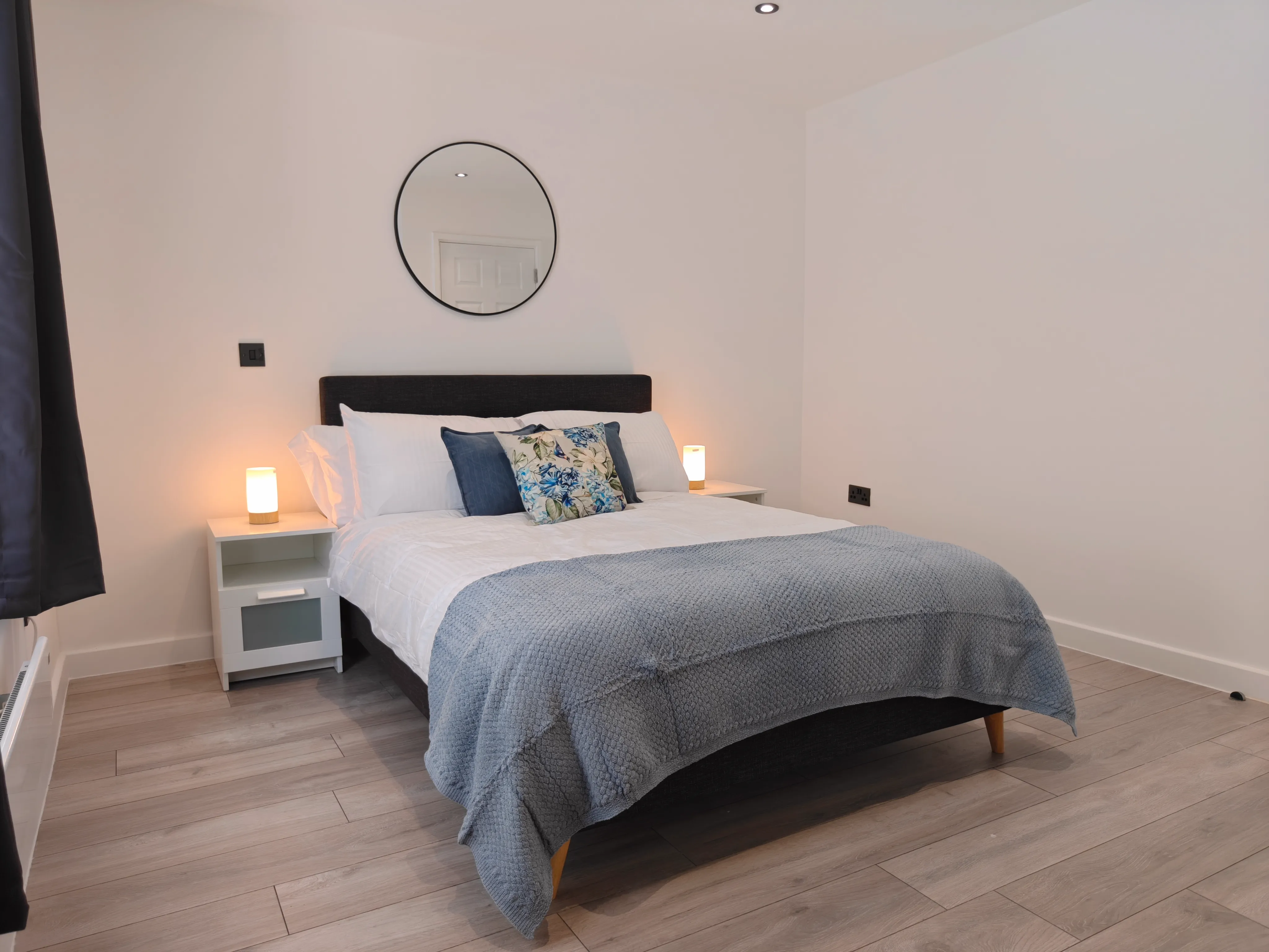 Flat 5, Mount St
