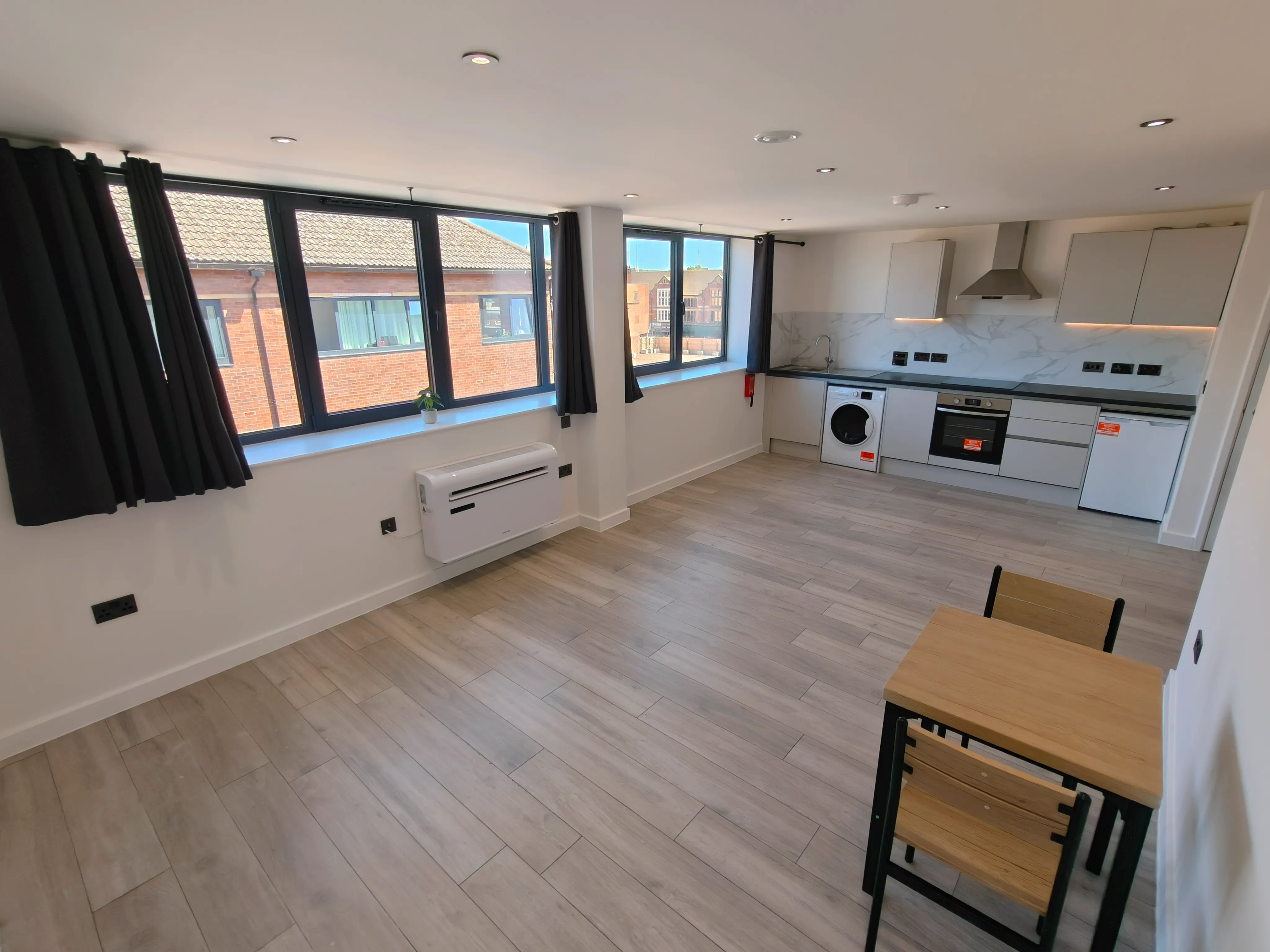 Flat 5, Mount St